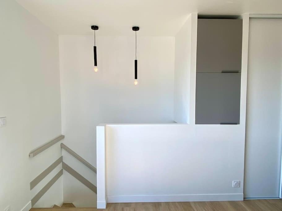 Magnifique T2 Neuf, Proche Gare, Parking Facile Apartment Vannes Bagian luar foto